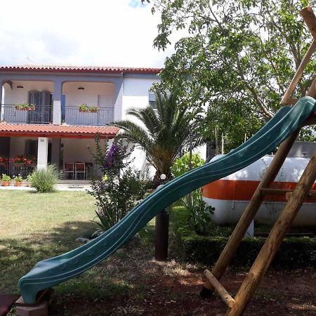 Apartment Nevia Фажана Экстерьер фото
