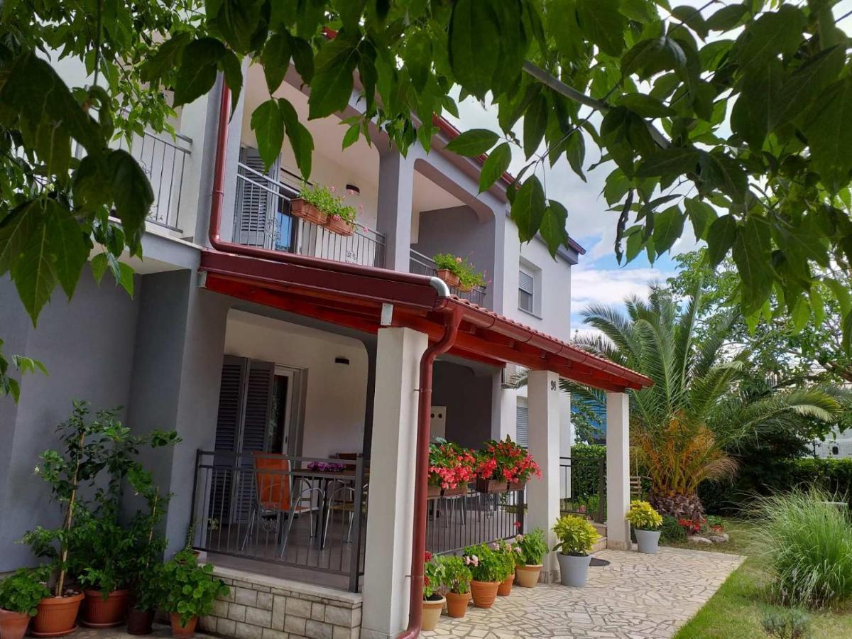 Apartment Nevia Фажана Экстерьер фото