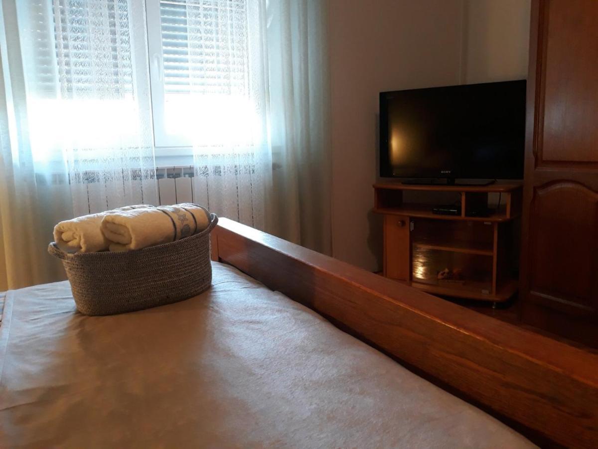 Apartment Nevia Фажана Экстерьер фото